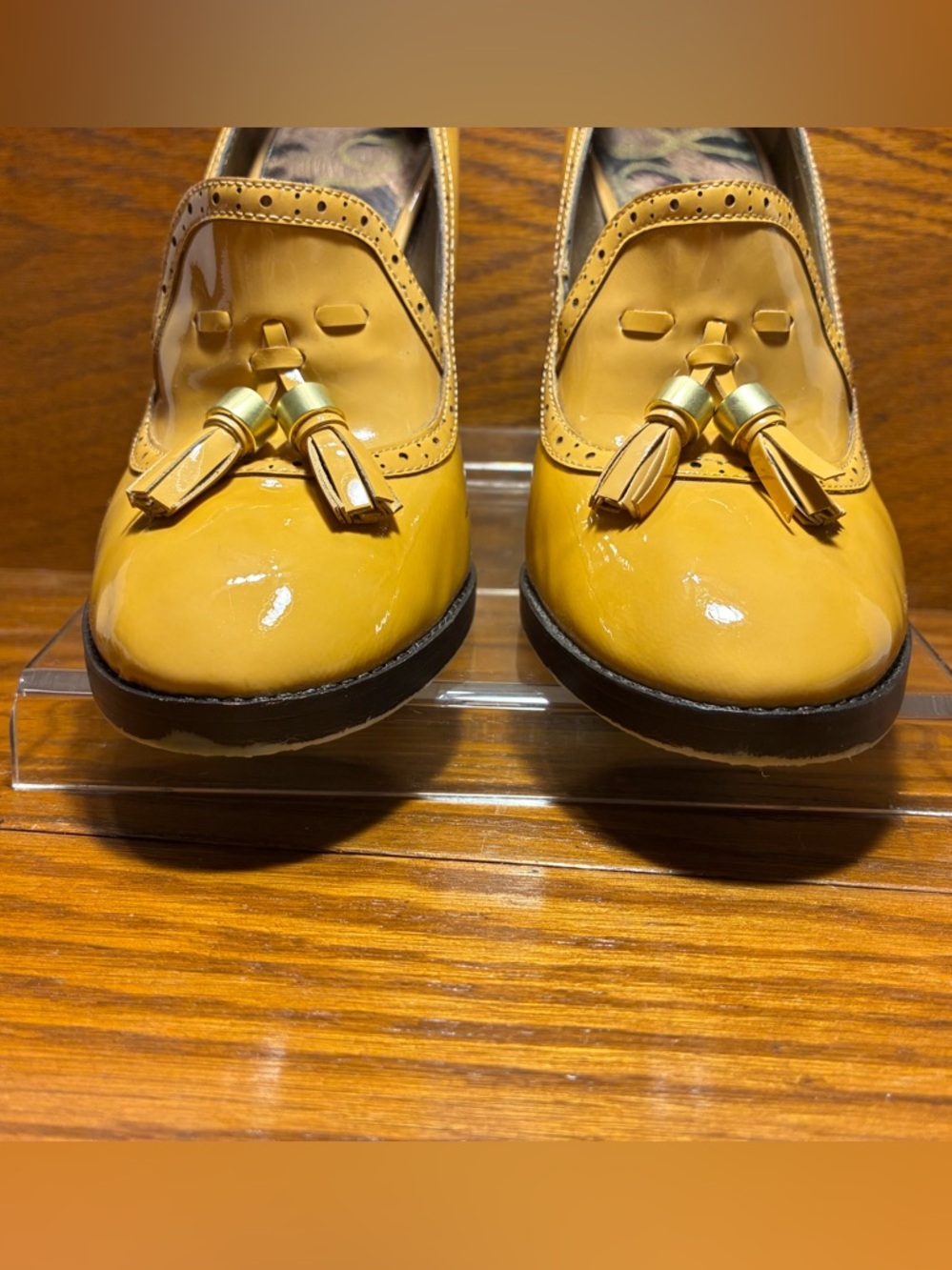Sam Edelman Tan Patent Leather Tasseled Heeled Loafers Size 9 - Picture 7 of 15
